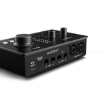 Audient ID14 MKII Achterzijde, schuin